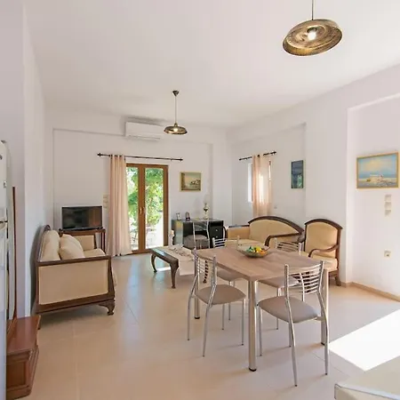 New Apt Close To Medical Center With Garden Heraklion  Exterior photo