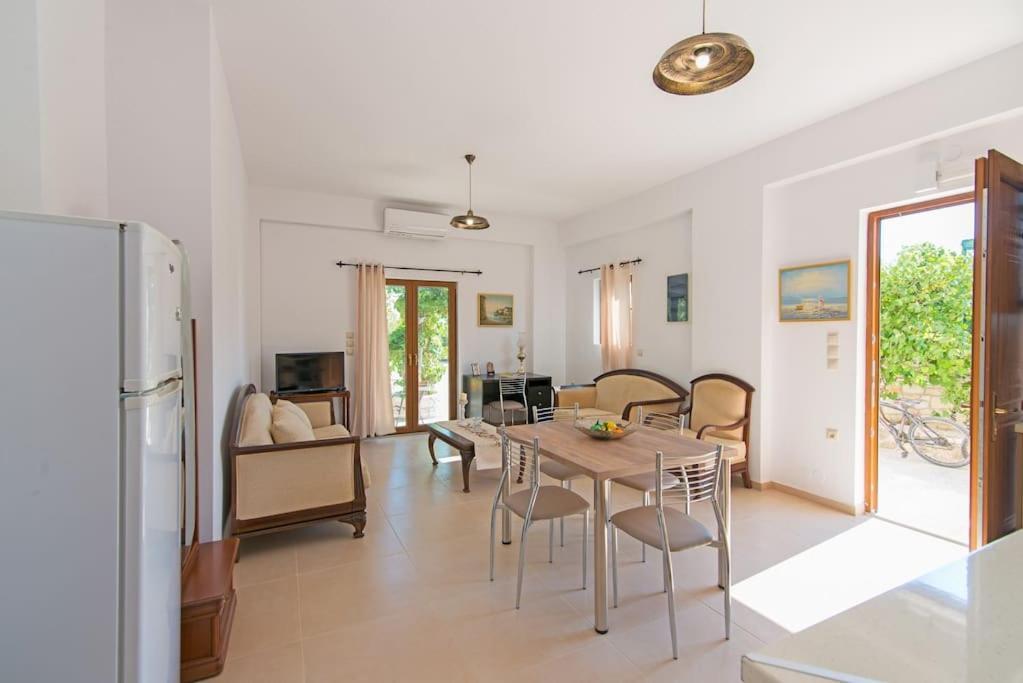 New Close To Medical Center With Garden