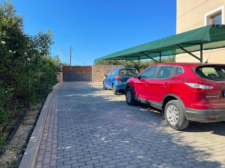 New Close To Medical Center With Garden